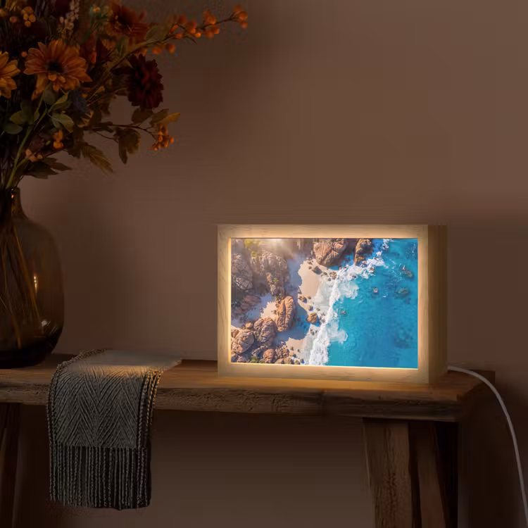 Strand - Zee - Rotsen - Natuur - Blauw Light Box met kabel (Tafellamp) klein -sfeer4