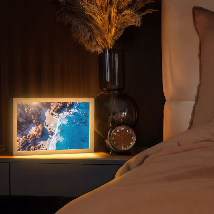 Strand - Zee - Rotsen - Natuur - Blauw Light Box met kabel (Tafellamp) klein -sfeer1
