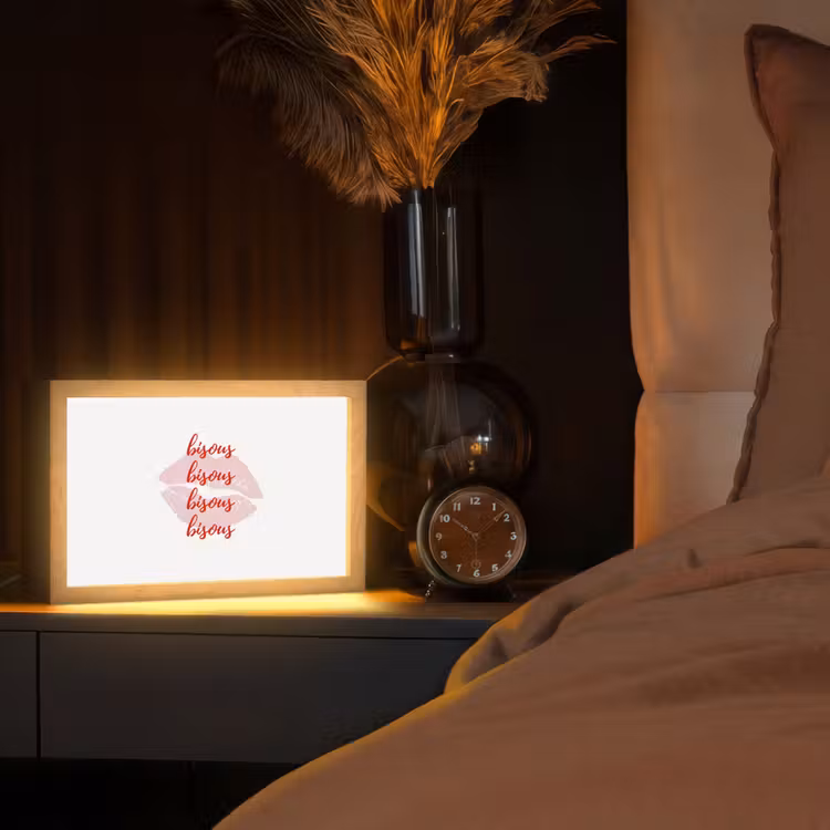 Bisous - Lip - Wit - Rood Light Box met kabel (Tafellamp) klein -sfeer1