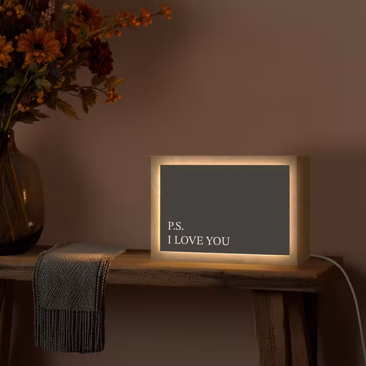 Zwart - Minimalistisch - Valentijn Light Box met kabel (Tafellamp) klein -sfeer4