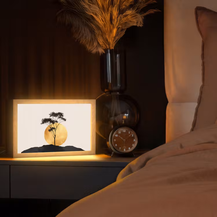 Zwarte boom - Gouden cirkel - Heuvel Light Box met kabel (Tafellamp) klein -sfeer1