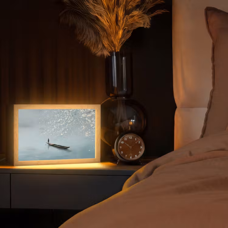 Bloesems - Minimalistisch - Wateroppervlak - Boot Light Box met kabel (Tafellamp) klein -sfeer1