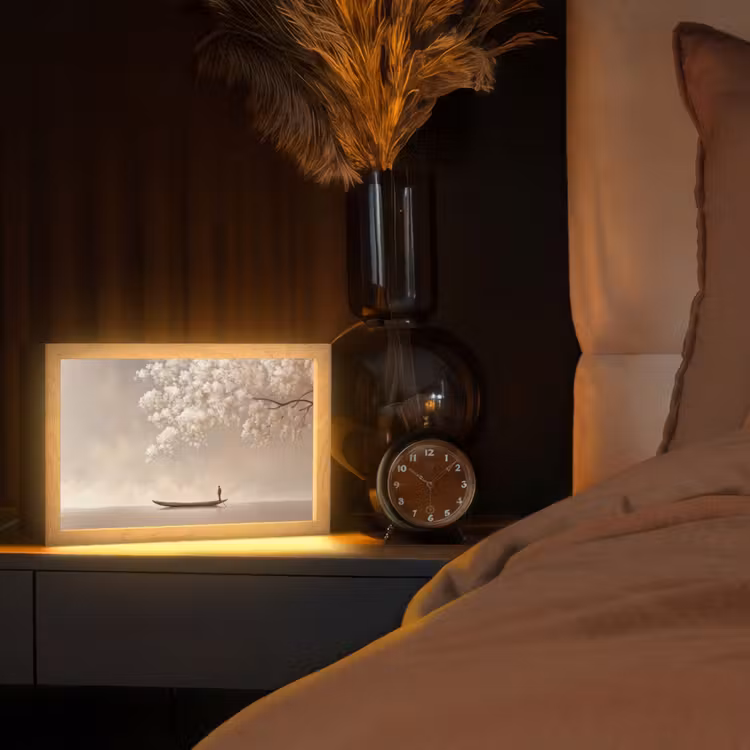 Bloesems - Wit - Boot - Minimalistisch Light Box met kabel (Tafellamp) klein -sfeer1