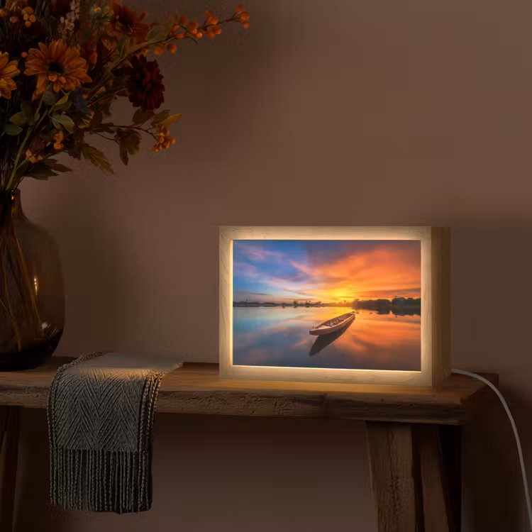 Boot - Water - Zonsondergang - Oranje - Water Light Box met kabel (Tafellamp) klein -sfeer4