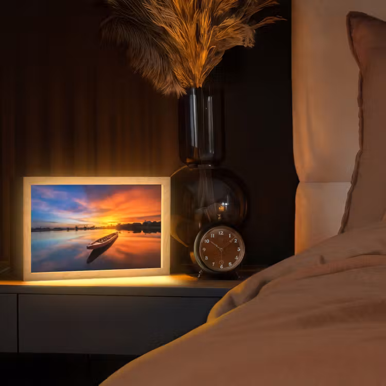 Boot - Water - Zonsondergang - Oranje - Water Light Box met kabel (Tafellamp) klein -sfeer1