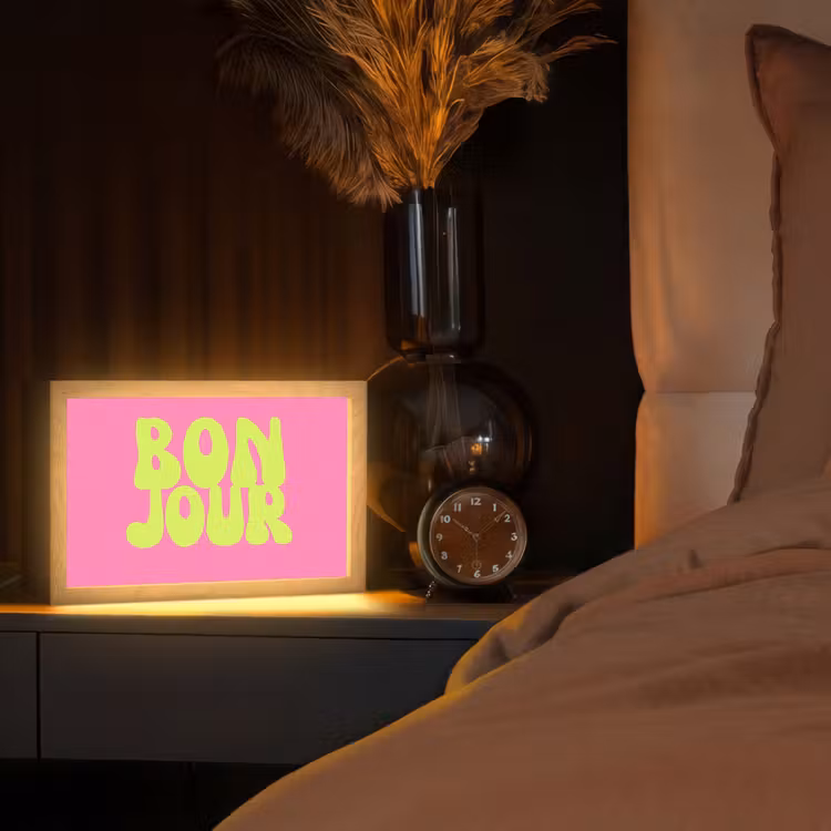 Bonjour - Roze - Fel groen Light Box met kabel (Tafellamp) klein -sfeer1