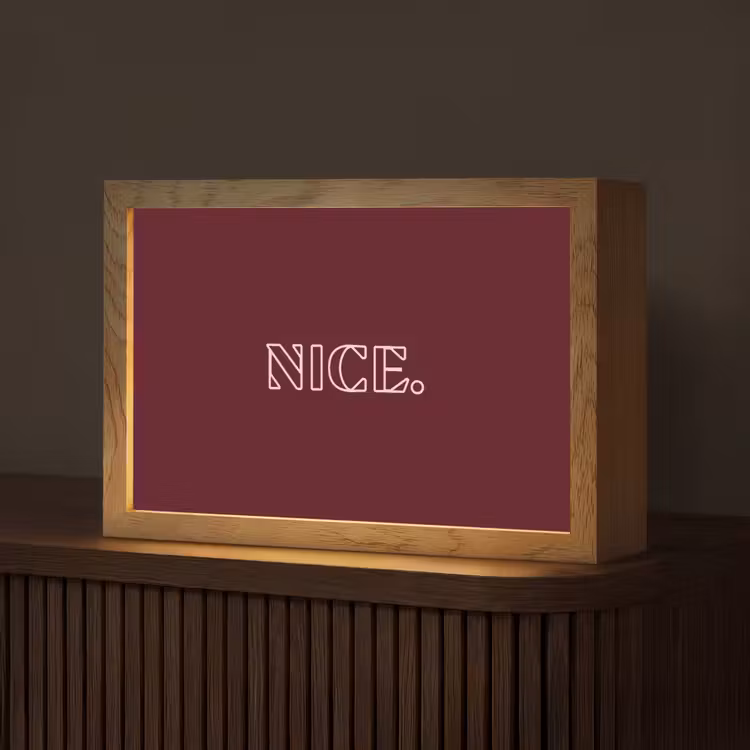 Bordeaux - Nice - minimalistisch Light Box met kabel (Tafellamp) klein -z3d_website