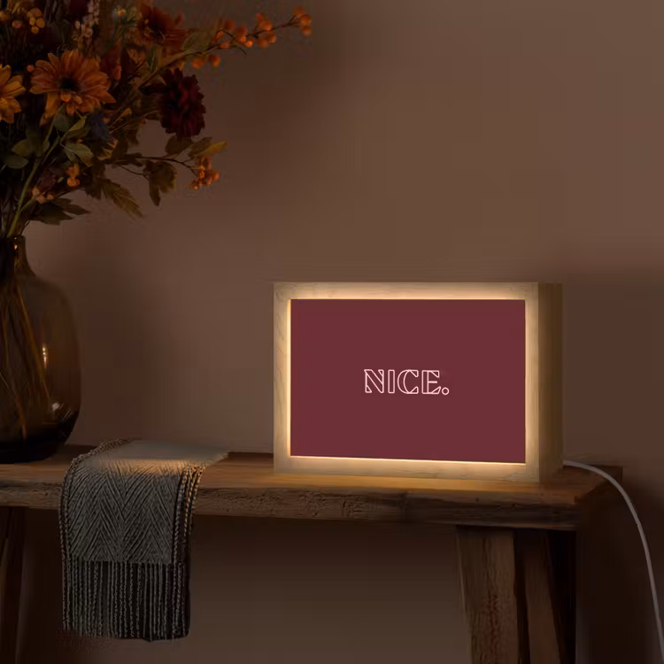 Bordeaux - Nice - minimalistisch Light Box met kabel (Tafellamp) klein -sfeer4