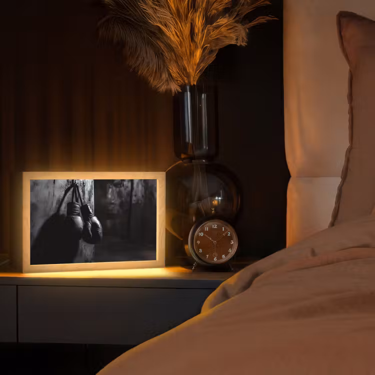 Bokshandschoenen - Muur - Duister - Zwart Light Box met kabel (Tafellamp) klein -sfeer1