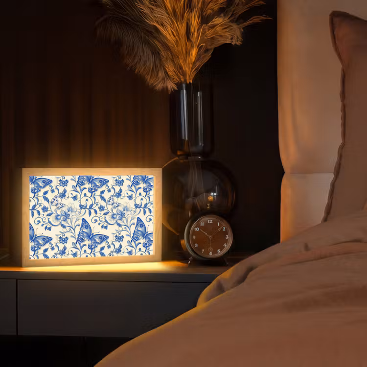 Vlinders - Bloemen - Blauw - Botanisch Light Box met kabel (Tafellamp) klein 924 -sfeer1
