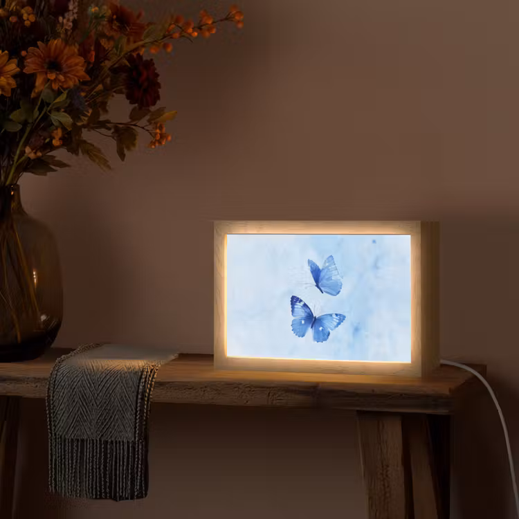 Vlinders - Sierlijk - Blauw Light Box met kabel (Tafellamp) klein -sfeer4