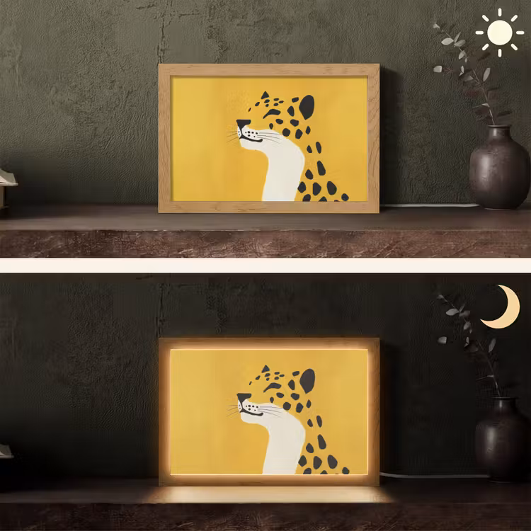 Cheetah - Illustratie - Geel Light Box met kabel (Tafellamp) klein -sfeer3