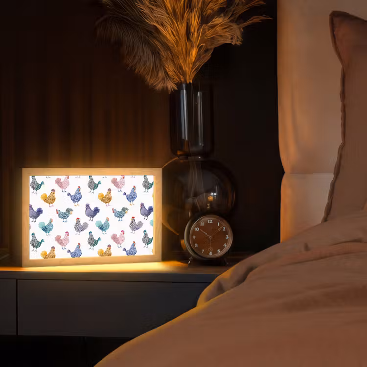 Kippen -Aquarel - Kleurrijk Light Box met kabel (Tafellamp) klein 924 -sfeer1