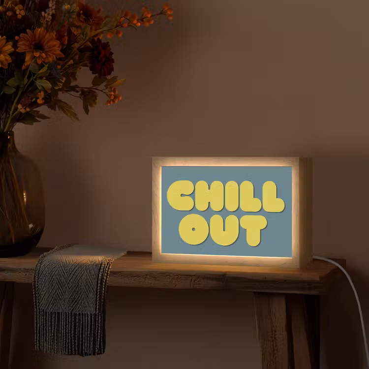 Chill out - Geel - Blauw Light Box met kabel (Tafellamp) klein -sfeer4