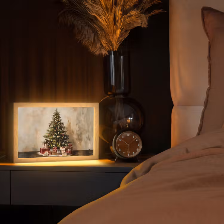 Kerstboom - Versierd - Kleurrijk Light Box met kabel (Tafellamp) klein -sfeer1