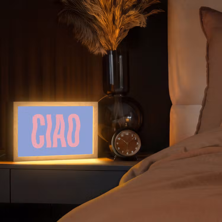 Ciao - Roze - Blauw - Golvend Light Box met kabel (Tafellamp) klein -sfeer1