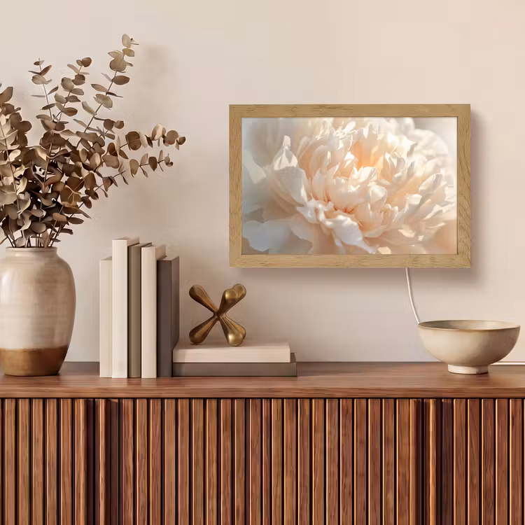 Close up - Pioenroos - Lichtroze Light Box met kabel (Tafellamp) klein -sfeer2