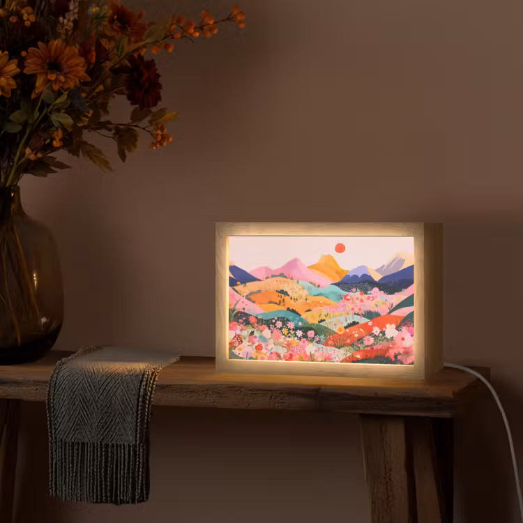 Kleurrijke bloemen - Bergen - Fantasielandschap Light Box met kabel (Tafellamp) klein -sfeer4