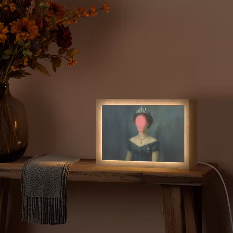 Kroon - Roze druipend verf - Portret Light Box met kabel (Tafellamp) klein -sfeer4