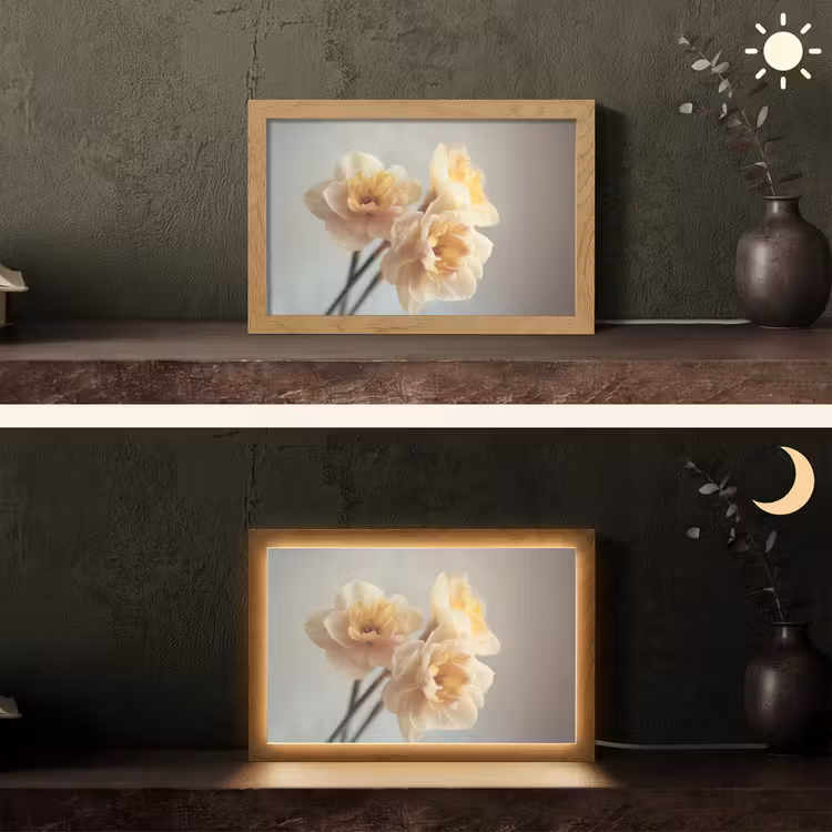 Narcissen - Geel - Bloemblaadjes Light Box met kabel (Tafellamp) klein -sfeer3