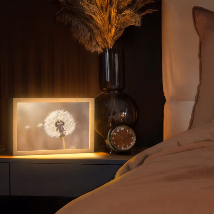 Paardenbloem - Beige - Natuur - Bloem Light Box met kabel (Tafellamp) klein -sfeer1
