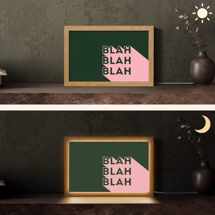 Donkergroen - Tekst - Schaduw - Grafisch Light Box met kabel (Tafellamp) klein -sfeer3