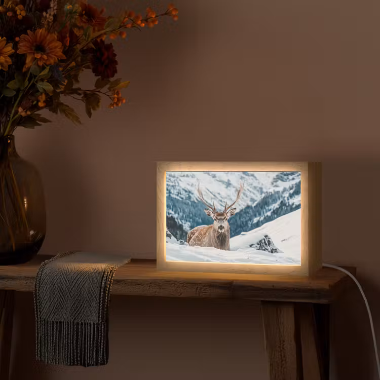 Hert - Landschap - Winter - Natuur - Dieren - Bergen Light Box met kabel (Tafellamp) klein -sfeer4