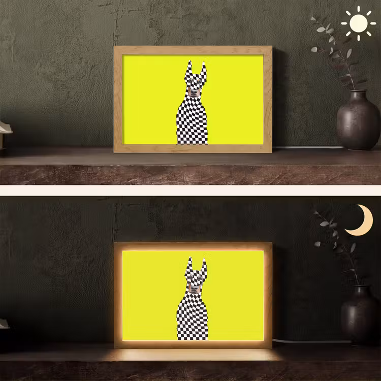 Dobermann - Geblokt - Geel Light Box met kabel (Tafellamp) klein -sfeer3