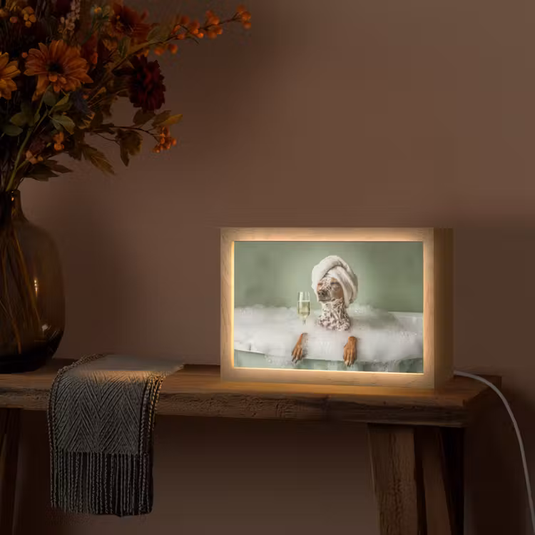 Hond - Bad - Champagne - Handdoek Light Box met kabel (Tafellamp) klein -sfeer4
