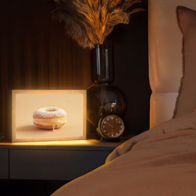 Donut - Romig - Poedersuiker - Beige Light Box met kabel (Tafellamp) klein -sfeer1
