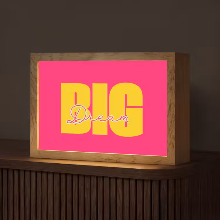 Dream big - Roze - Geel - Minimalistisch Light Box met kabel (Tafellamp) klein -z3d_website