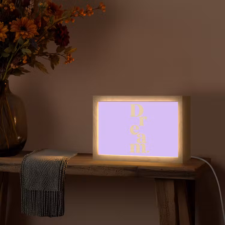 Dream - Paars - Typografisch Light Box met kabel (Tafellamp) klein -sfeer4