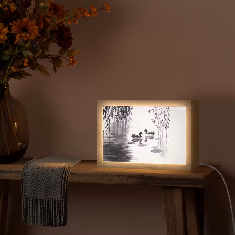 Eenden - Waterlelies - Riet - Zwart Light Box met kabel (Tafellamp) klein -sfeer4