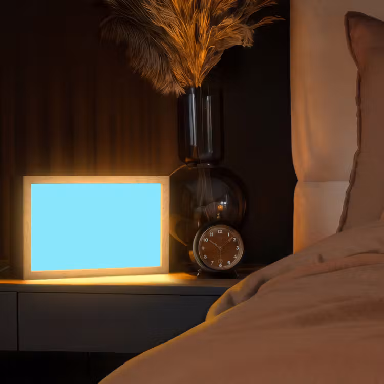 Electric - Cyan - Blauw Light Box met kabel (Tafellamp) klein 924 -sfeer1