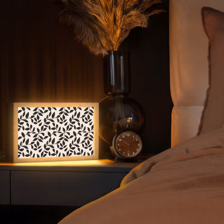 Elegant - Patroon - Zwart - Beige Light Box met kabel (Tafellamp) klein 924 -sfeer1