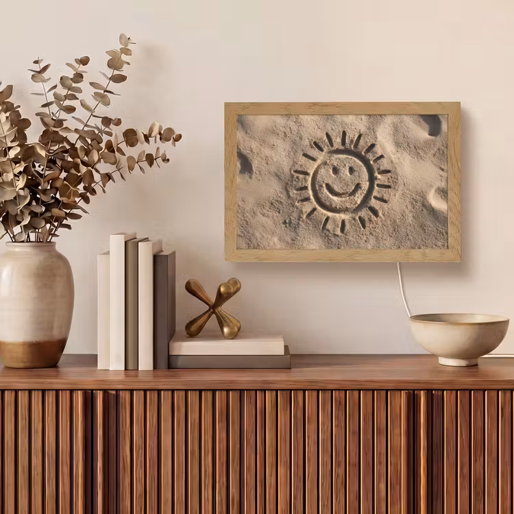 Gezichtje - Zon - Zand - Getekend Light Box met kabel (Tafellamp) klein -sfeer2