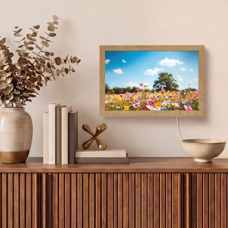 Bloemenweide - Blauw - Lucht - Kleuren Light Box met kabel (Tafellamp) klein -sfeer2