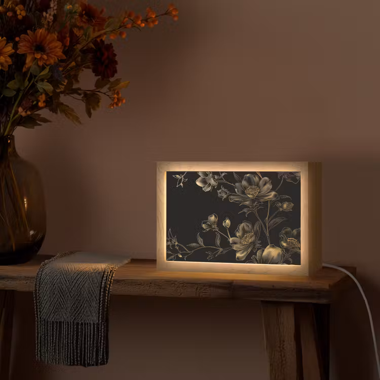 Bloemen - Zwart - Goud - Line art Light Box met kabel (Tafellamp) klein -sfeer4