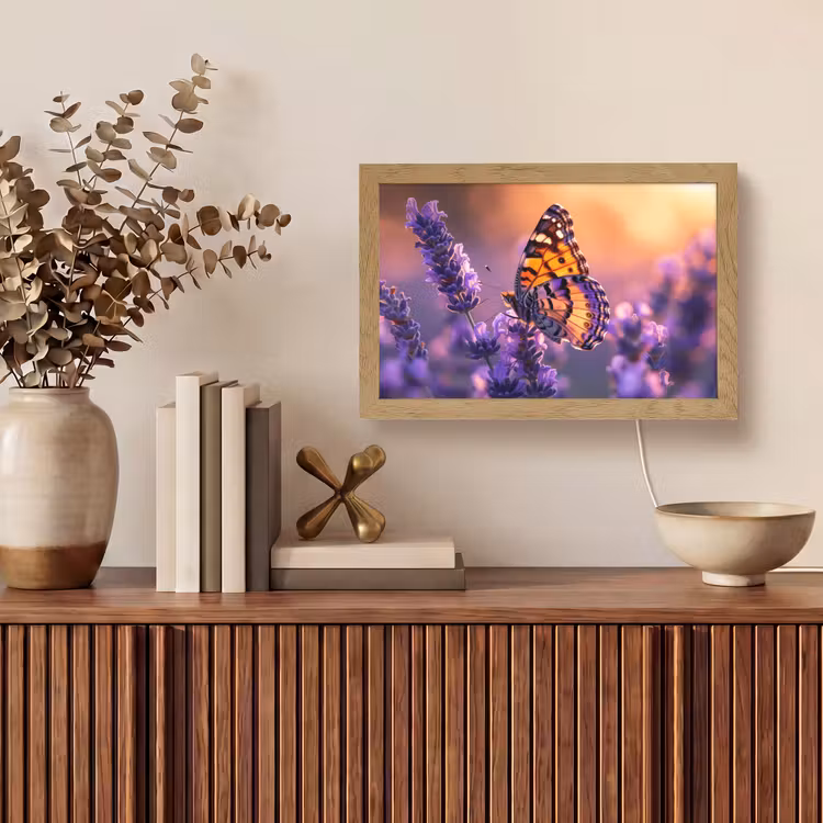 Bloemen - Vlinder - Lavendel - Bloem - Natuur Light Box met kabel (Tafellamp) klein -sfeer2