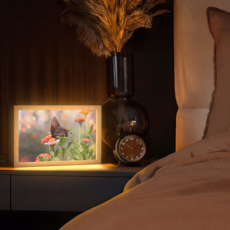 Bloemen - Vlinder - Natuur - Bloem Light Box met kabel (Tafellamp) klein -sfeer1