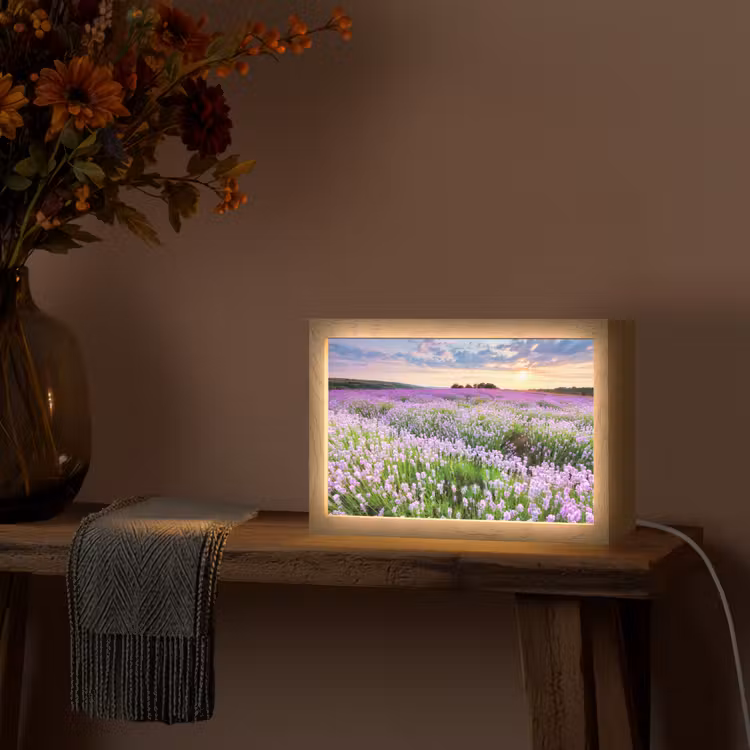 Bloemen - Lavendel - Paars - Lucht - Zonsondergang - Weide - Natuur Light Box met kabel (Tafellamp) klein -sfeer4