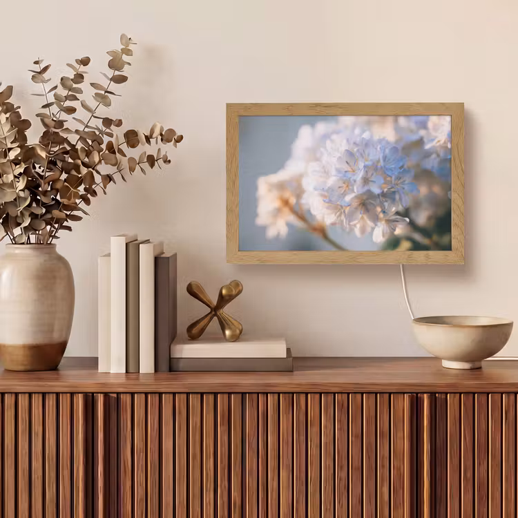 Bloemen - Lichtblauw - Wazig - Trosje Light Box met kabel (Tafellamp) klein -sfeer2