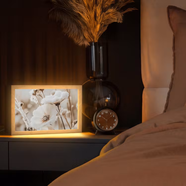 Bloemen - Winter - Wit - Sneeuw - Beige Light Box met kabel (Tafellamp) klein -sfeer1