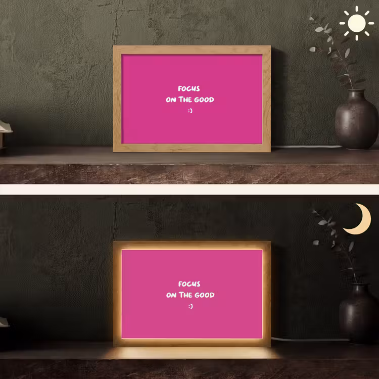 Focus - Smiley - Roze Light Box met kabel (Tafellamp) klein -sfeer3
