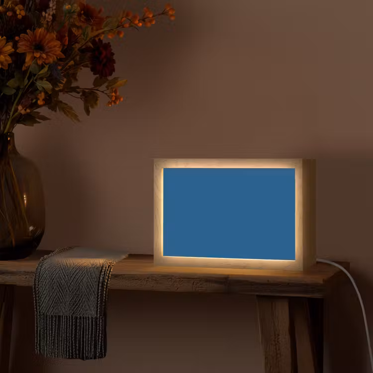 Free - Groove - Blauw Light Box met kabel (Tafellamp) klein 924 -sfeer4