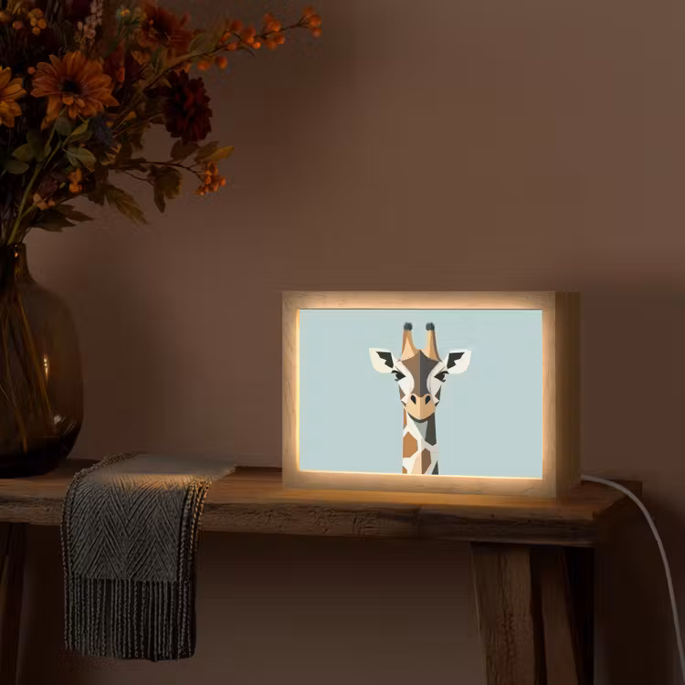 Giraffe - Illustratie - Bruin - Minimalistisch Light Box met kabel (Tafellamp) klein -sfeer4