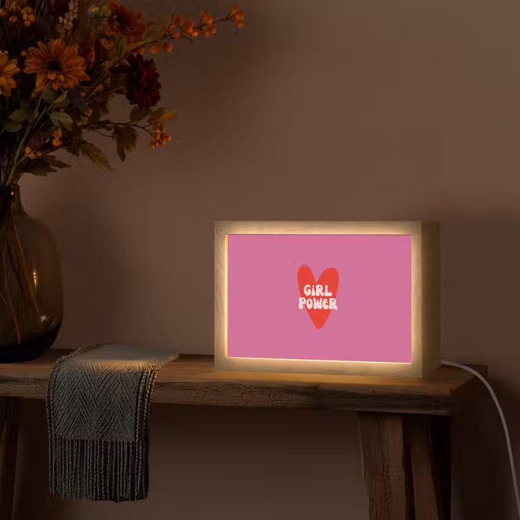 Girl power - Hart - Roze - Rood Light Box met kabel (Tafellamp) klein -sfeer4
