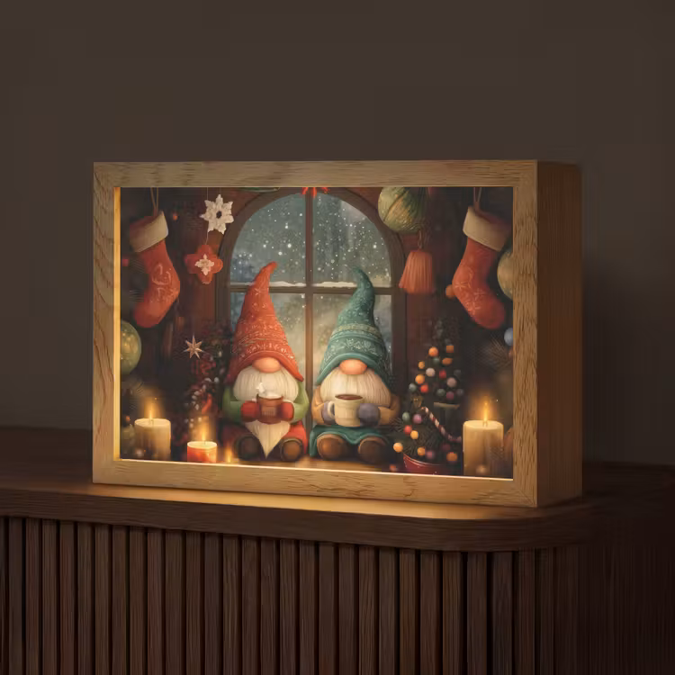 Gnooms - Kerst - Raam - Kleurrijk Light Box met kabel (Tafellamp) klein -z3d_website
