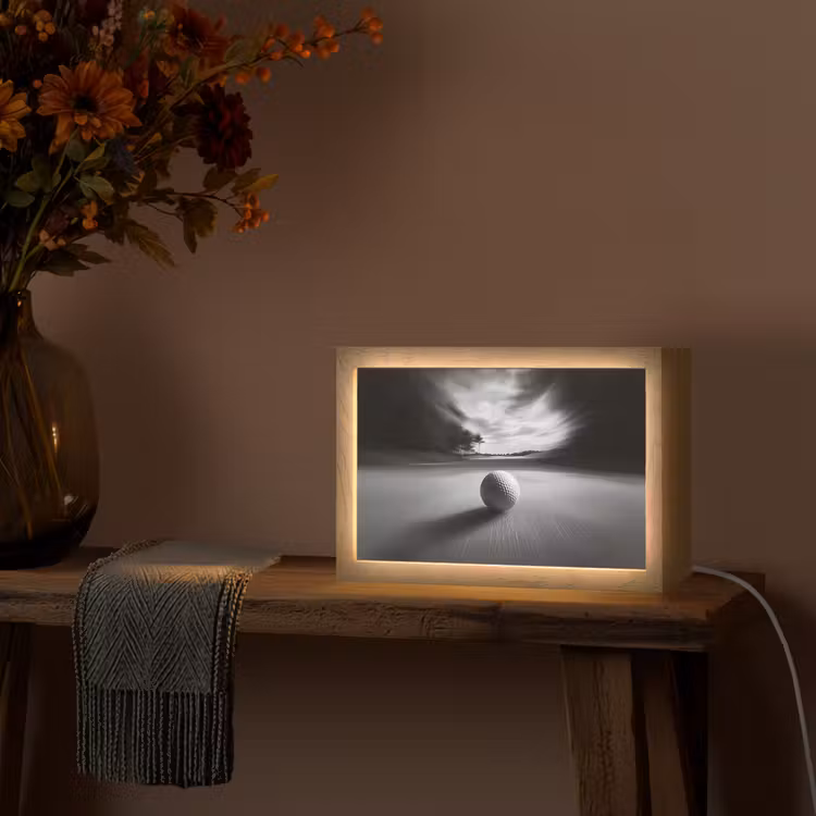 Golfbal - Wazig - Zwart Light Box met kabel (Tafellamp) klein -sfeer4