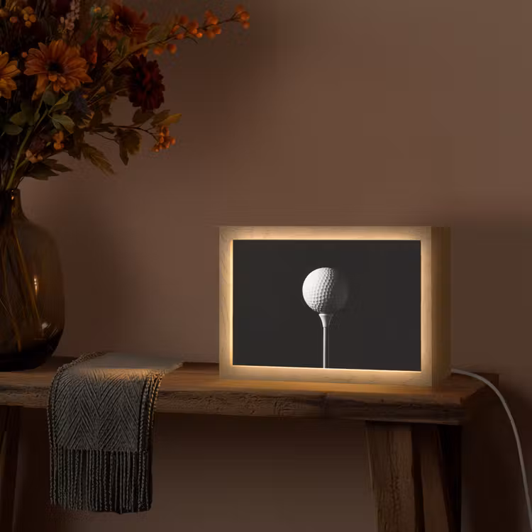 Golfbal - Minimalistisch - Wit Light Box met kabel (Tafellamp) klein -sfeer4